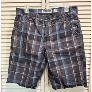 INC International Concepts Gray/Blue Plaid Chino Shorts Size 33 Mid Rise Pockets